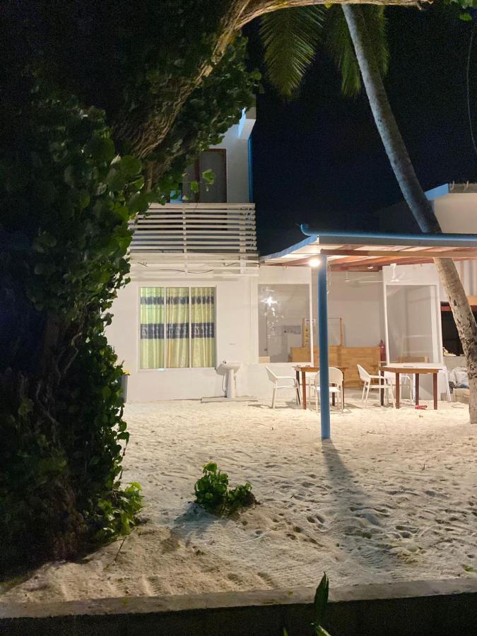 Fulidhoo White Inn Экстерьер фото